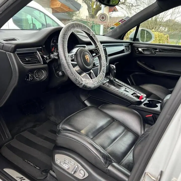 Porsche Macan après nettoyage